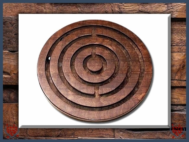 WOODEN LABYRINTH | Traditional Games