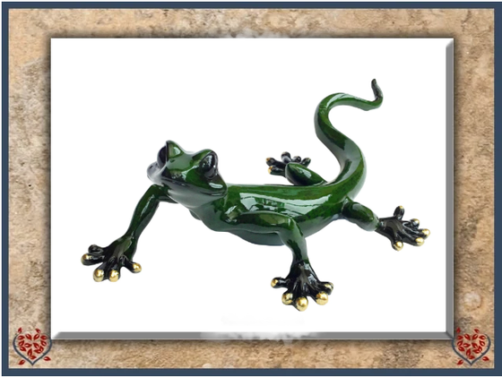 GECKO ~ GREEN (MEDIUM) | Decor