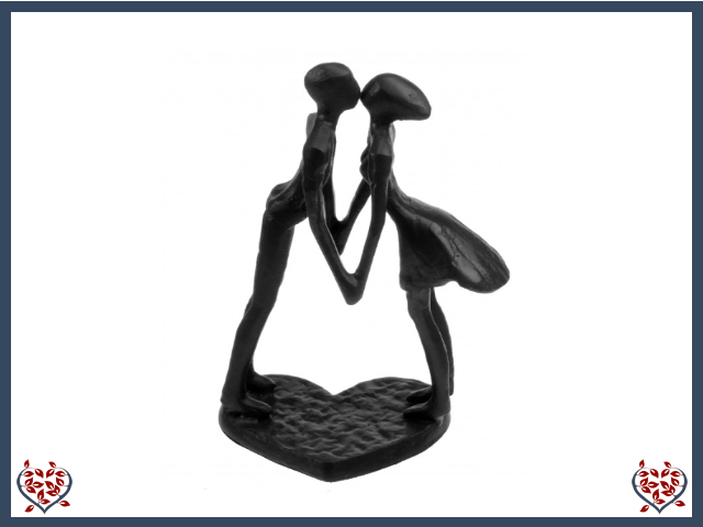 KISSING HEART COUPLE ~ METAL FIGURINE | Figurine - Paul Martyn Interiors