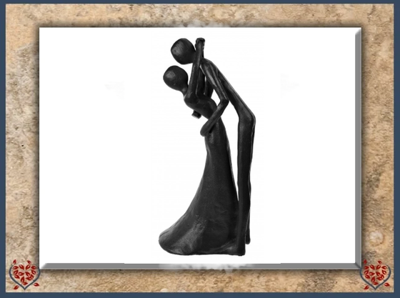 COUPLE KISSING ~ METAL FIGURINE | Figurine - Paul Martyn Interiors