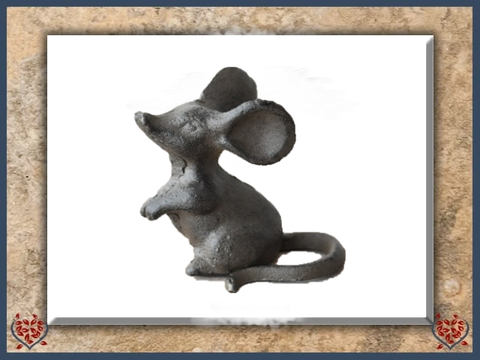 Figurines