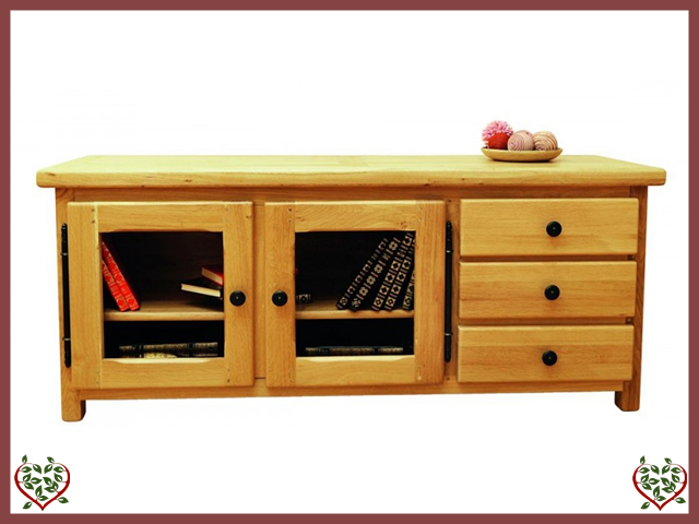 COUNTRY OAK LOW TV CABINET | Paul Martyn Furniture UK