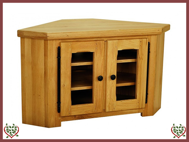 COUNTRY OAK CORNER TV CABINET | Paul Martyn Furniture UK