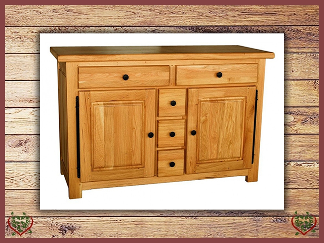 COUNTRY OAK 2 DOOR/5 DRAWER SIDEBOARD | Paul Martyn Furniture UK