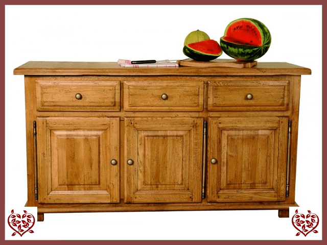 HERITAGE OAK SIDEBOARD – 3 DOORS/3 DRAWERS | Paul Martyn Furniture UK