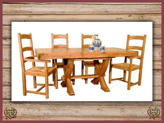 HERITAGE OAK EXTENDING DINING TABLE | Paul Martyn Furniture UK