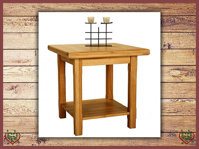 COUNTRY OAK LAMP TABLE | Paul Martyn Furniture UK