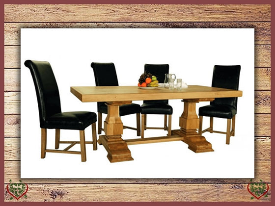 COUNTRY OAK RUSTIC DINING TABLE – ROUND LEGS | Paul Martyn Furniture UK