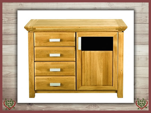 TEMPLE OAK SIDEBOARD, DOOR/4 DRAWERS, GLAZED | Paul Martyn Furniture UK