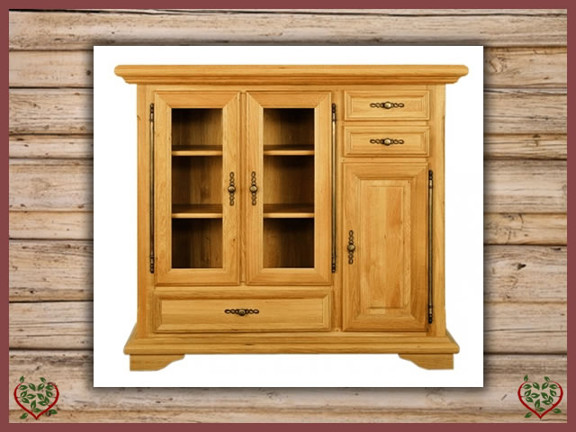 COURTIER OAK HIGHBOARD, 3 DOORS/3 DRAWERS | Paul Martyn Furniture UK