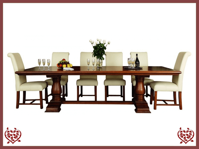 COURTIER OAK RUSTIC DINING TABLE – ROUND LEGS | Paul Martyn Furniture UK