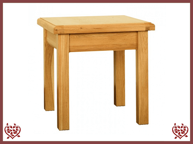 MANOR OAK LAMP TABLE | Paul Martyn Furniture UK