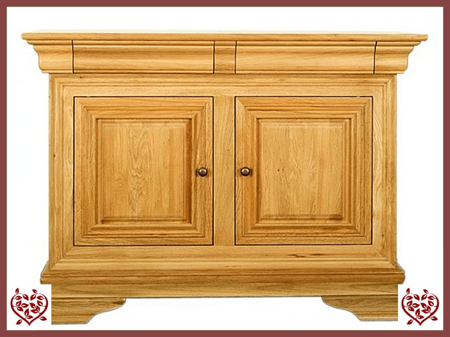 CHANCELLOR OAK SIDEBOARD, 2 DOORS AND 2 DRAWERS | Paul Martyn Furniture UK