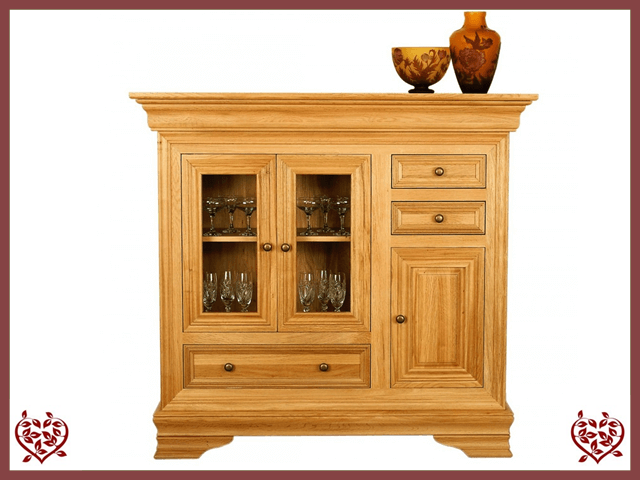 CHANCELLOR OAK HIGHBOARD, 3 DOORS/3 DRAWERS | Paul Martyn Furniture UK