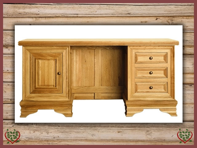 CHANCELLOR OAK DESK, 1 DOOR AND 3 DRAWERS | Paul Martyn Furniture UK