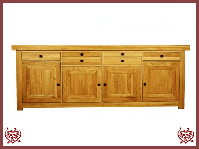 AUBUSSON OAK 4 DOOR SIDEBOARD | Paul Martyn Furniture UK
