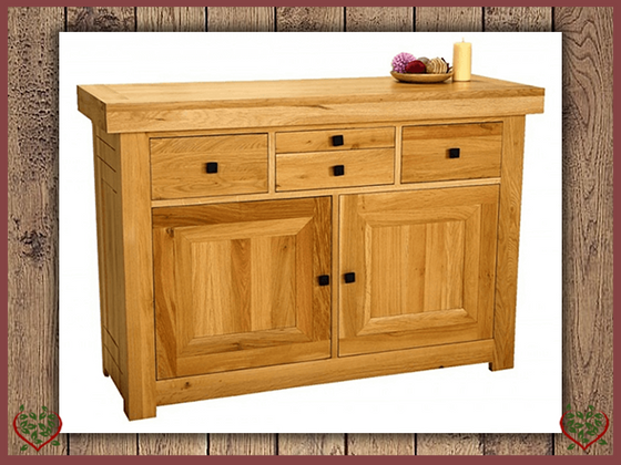 AUBUSSON OAK 2 DOOR SIDEBOARD SIDE SERVER | Paul Martyn Furniture UK