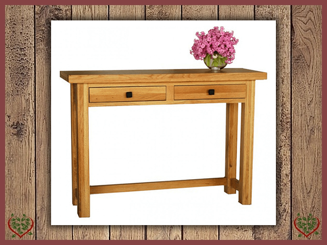 AUBUSSON OAK OCASIONAL HALL TABLE | Paul Martyn Furniture UK