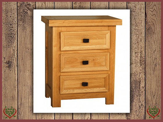 AUBUSSON OAK 3 DRAWER BEDSIDE CHEST | Paul Martyn Furniture UK