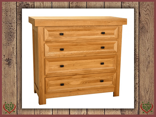 AUBUSSON OAK 4 DRAWER CHEST | Paul Martyn Furniture UK