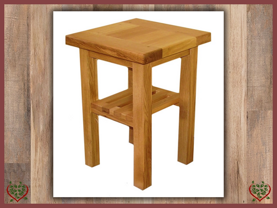 MATLOCK OAK LAMP TABLE | Paul Martyn Furniture UK