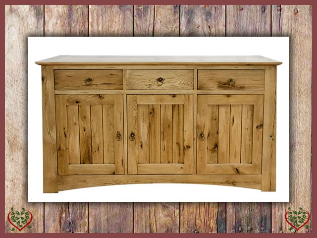 ARTISAN OAK 3 DOOR SIDEBOARD | Paul Martyn Furniture UK