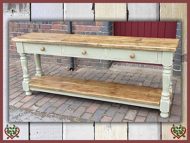 RECLAIMED TIMBER SIDE SERVER | PAINTED RUSTIC
